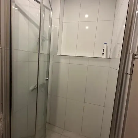 Fe Homes & Suites 酒店 *